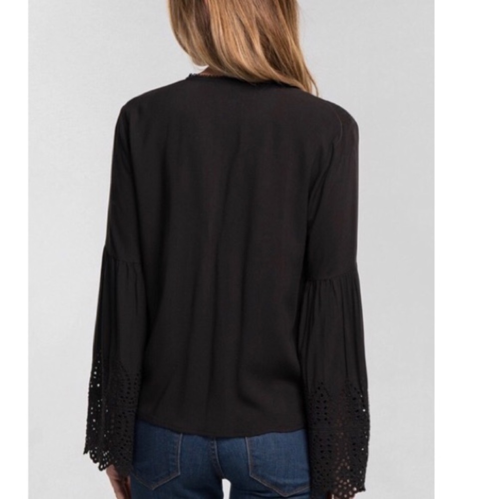 Last 1! 🌟Black Tie Front Bell Sleeve Top - Picture 7 of 8